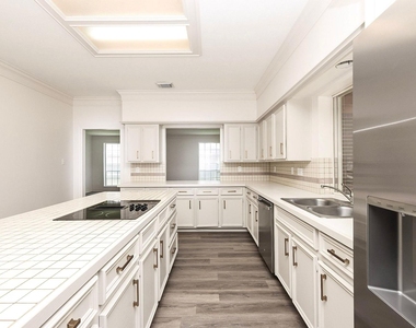11102 Brook Mill Court - Photo Thumbnail 11