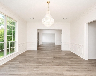 11102 Brook Mill Court - Photo Thumbnail 3