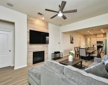 22 Wood Drake Place - Photo Thumbnail 9