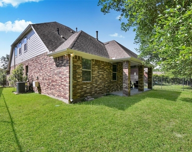 22 Wood Drake Place - Photo Thumbnail 2