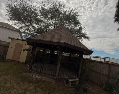 1247 Lavender Shade Court - Photo Thumbnail 27