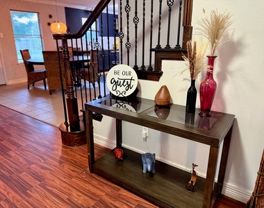 1247 Lavender Shade Court - Photo Thumbnail 5
