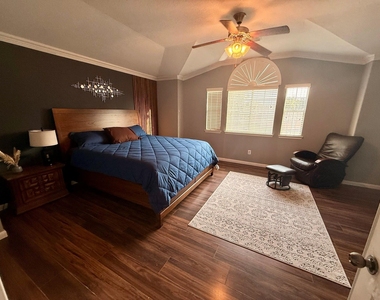 1247 Lavender Shade Court - Photo Thumbnail 9