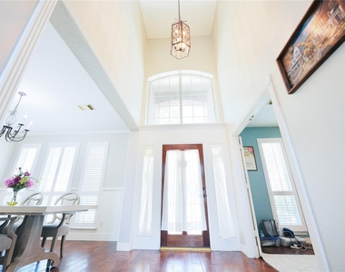 2422 Lansing Circle - Photo Thumbnail 1