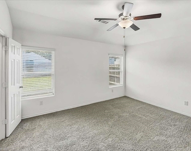 18776 Faustina Way - Photo Thumbnail 8