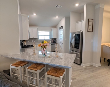 2605 Golden Palms - Photo Thumbnail 22
