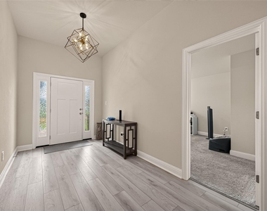 2605 Golden Palms - Photo Thumbnail 6