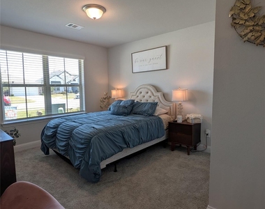 2605 Golden Palms - Photo Thumbnail 35