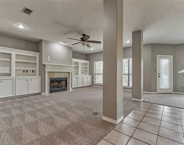 13707 Fountainview Drive - Photo Thumbnail 12