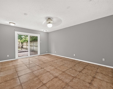 19002 Mirror Lake Drive - Photo Thumbnail 27