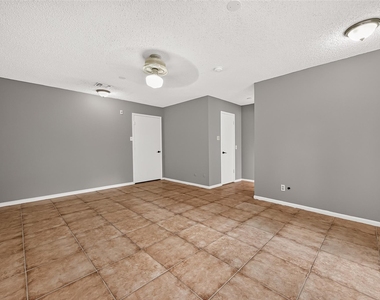 19002 Mirror Lake Drive - Photo Thumbnail 29