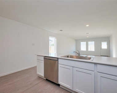 18224 Pontecorvo Lane - Photo Thumbnail 16