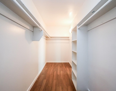7510 Shadyvilla Lane - Photo Thumbnail 15