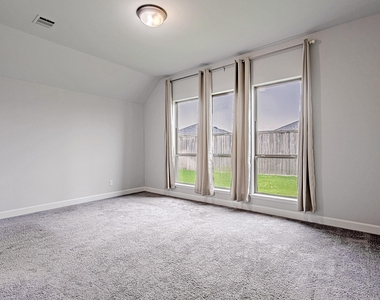 4002 Maple Glen Drive - Photo Thumbnail 18