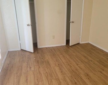 6305 Westward Street - Photo Thumbnail 10