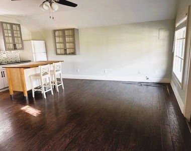 314 Prospect Drive - Photo Thumbnail 2
