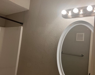 12245 Lemon Ridge Lane - Photo Thumbnail 8