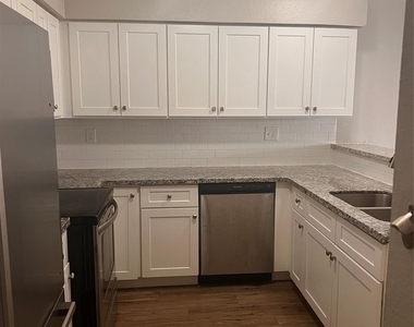 12245 Lemon Ridge Lane - Photo Thumbnail 13