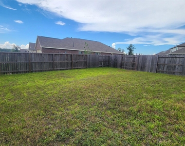 19174 Sangro Drive - Photo Thumbnail 23