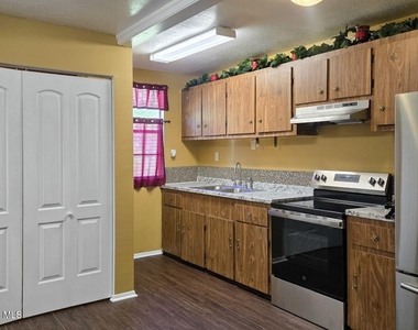 3788 W Railroad Avenue - Photo Thumbnail 5