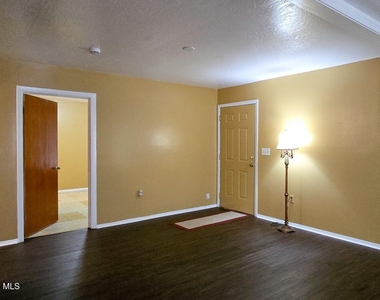3788 W Railroad Avenue - Photo Thumbnail 11