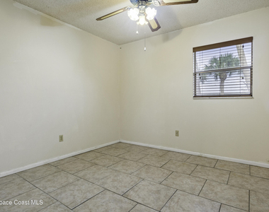 1569 Richards Drive Ne - Photo Thumbnail 12