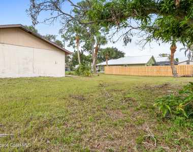 1569 Richards Drive Ne - Photo Thumbnail 18