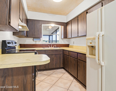 1569 Richards Drive Ne - Photo Thumbnail 10