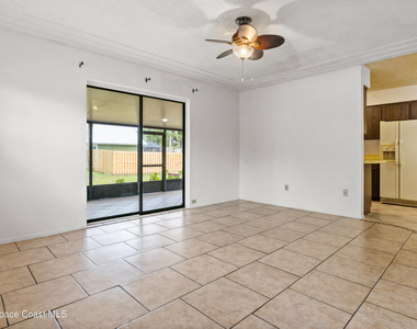1569 Richards Drive Ne - Photo Thumbnail 9
