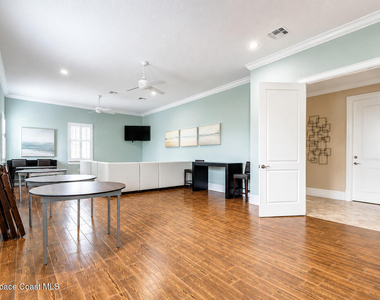 1800 Noel Place - Photo Thumbnail 27