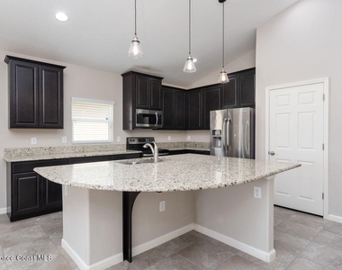 4105 Harvest Circle - Photo Thumbnail 9