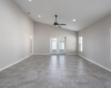4105 Harvest Circle - Photo Thumbnail 10