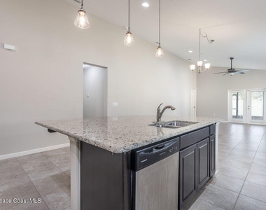 4105 Harvest Circle - Photo Thumbnail 6