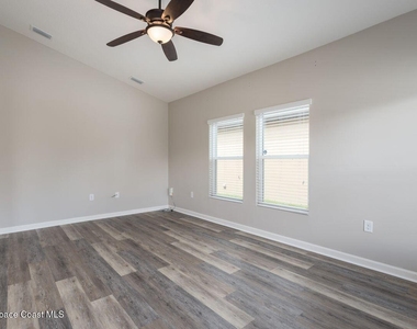 4105 Harvest Circle - Photo Thumbnail 5