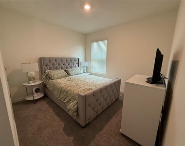 31800 Oyster Trellis Lane - Photo Thumbnail 12