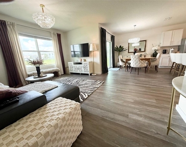 31800 Oyster Trellis Lane - Photo Thumbnail 4