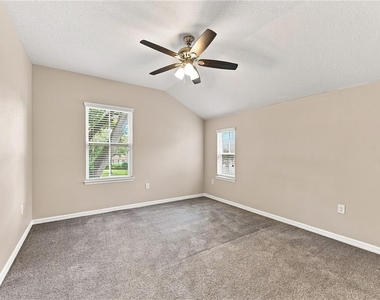 17013 Vilesta Drive - Photo Thumbnail 26
