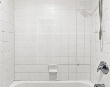 17013 Vilesta Drive - Photo Thumbnail 30