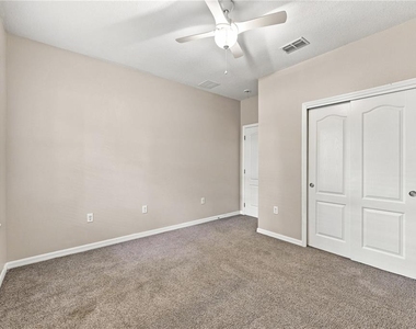 17013 Vilesta Drive - Photo Thumbnail 24