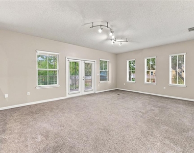 17013 Vilesta Drive - Photo Thumbnail 19