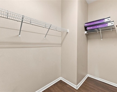 17013 Vilesta Drive - Photo Thumbnail 18