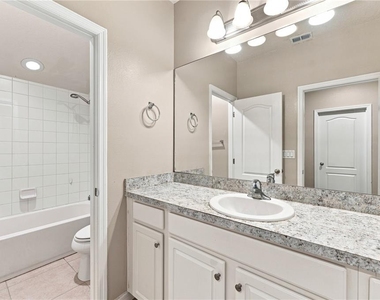 17013 Vilesta Drive - Photo Thumbnail 29