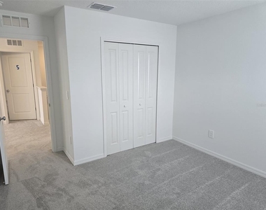 11962 Brae Way - Photo Thumbnail 10