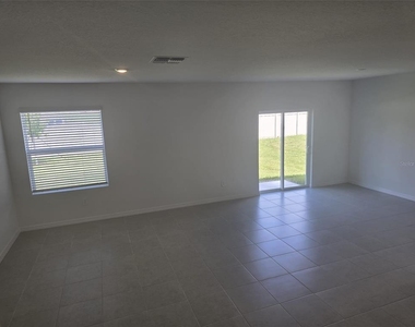 11962 Brae Way - Photo Thumbnail 1