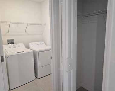 11962 Brae Way - Photo Thumbnail 39