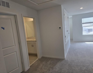 11962 Brae Way - Photo Thumbnail 22