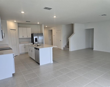 11962 Brae Way - Photo Thumbnail 6