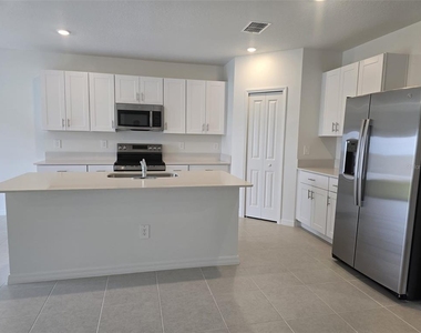 11962 Brae Way - Photo Thumbnail 11