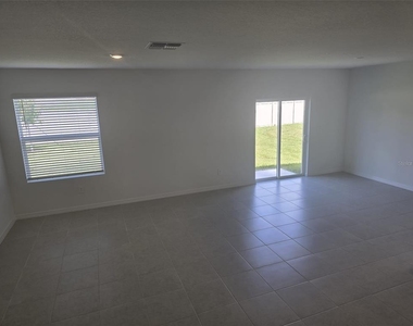 11962 Brae Way - Photo Thumbnail 2