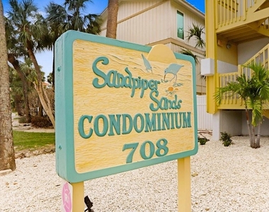 708 Gulf Boulevard - Photo Thumbnail 2